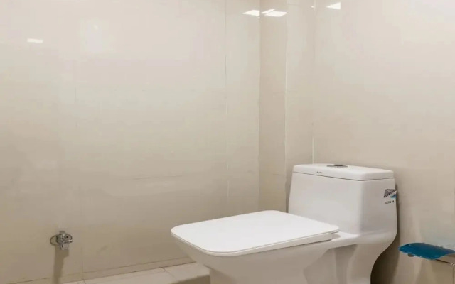 Savoy Suites by OYO Rooms