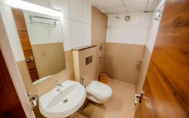 Hotel Heraa International