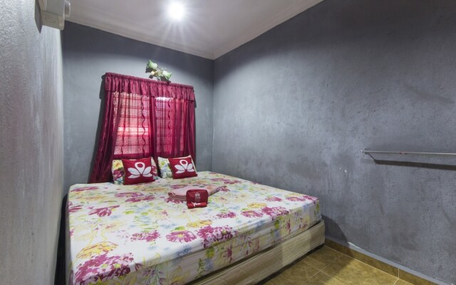 ZEN Home Nabil Nabila Homestay