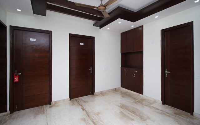 OYO 6601 Mannat Residency