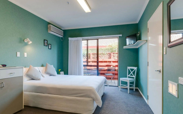 Parkside Lodge