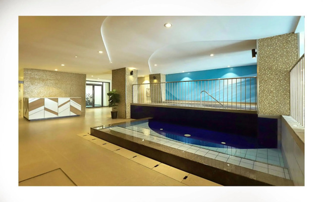 Summit Hotel Greenhills