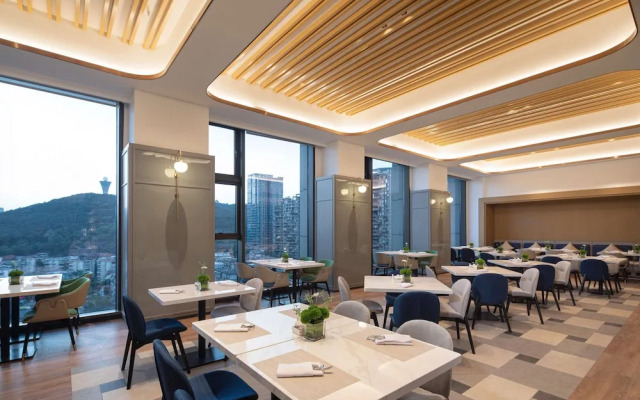 Hilton Garden Inn Xiamen Bailuzhou Park