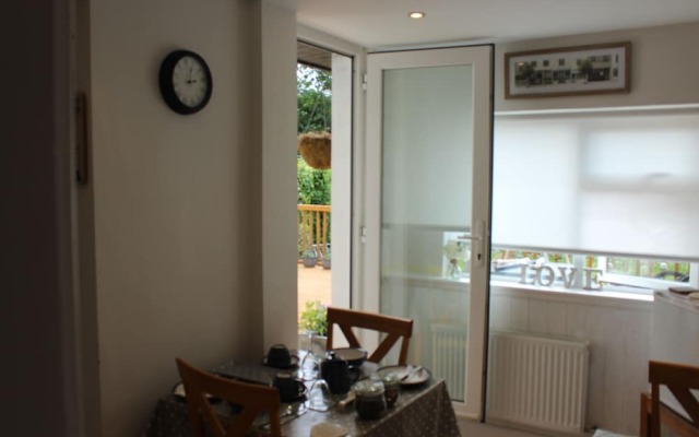 Cois Ba House
