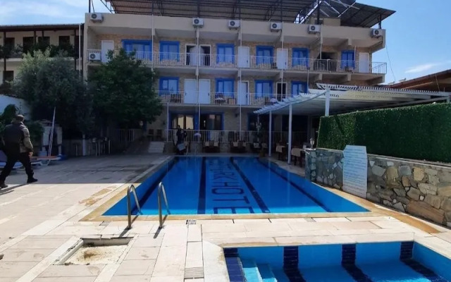 Shah Sultan Ozturk Hotel