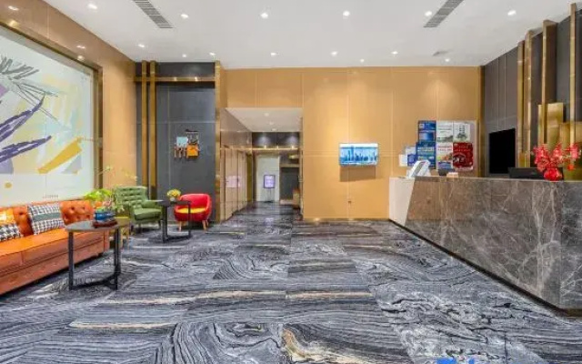 Chaoman Hotel (Guiyang North Railway Station Guanshanhu Exhibition City Branch)