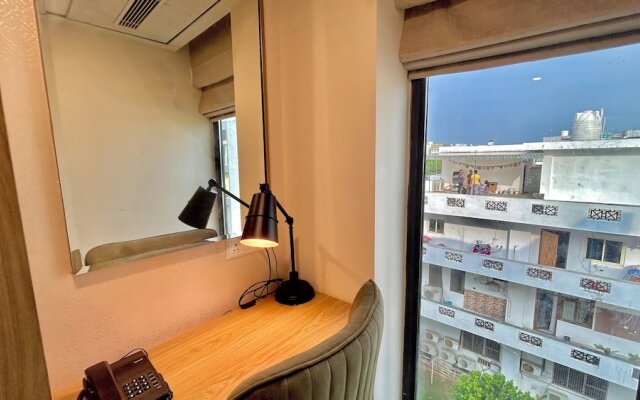 Hotel Limon Near Sector 29, Gurgaon