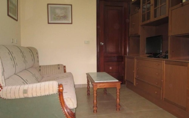 Bueu 101893 2 Bedroom Apartment By Mo Rentals