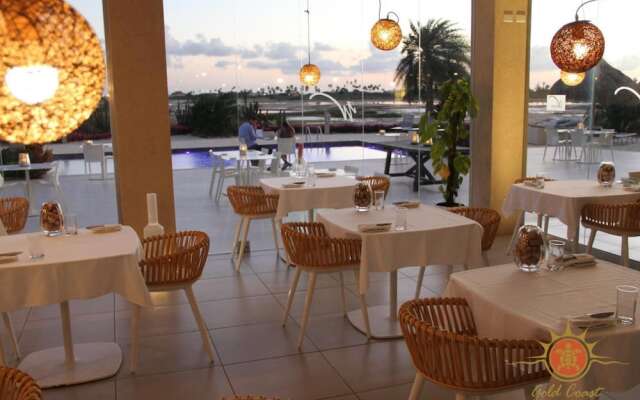 Amazing 4br3 5BA Villa w Private Pool Goldcoast