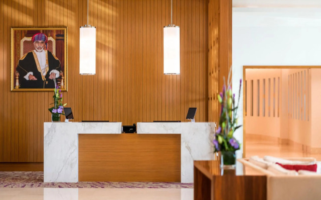 Crowne Plaza Muscat OCEC by IHG