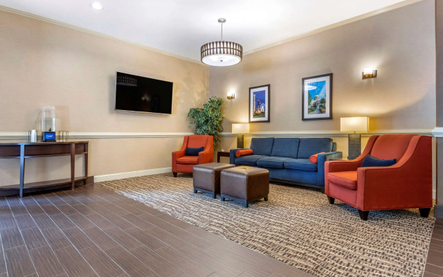 Comfort Inn & Suites Villa Rica