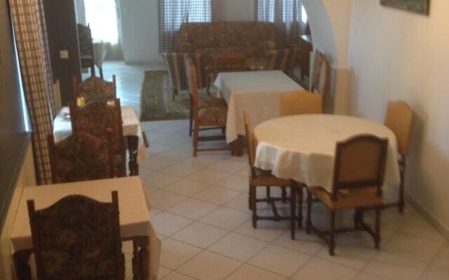 Les Chambres de lElysée