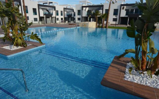 Oasis Beach X app 25