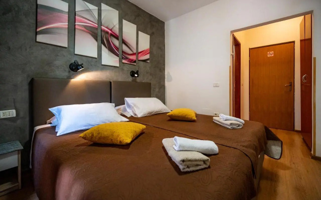 Sonia Rooms