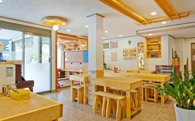 Gyeongju Guesthouse Travel Road
