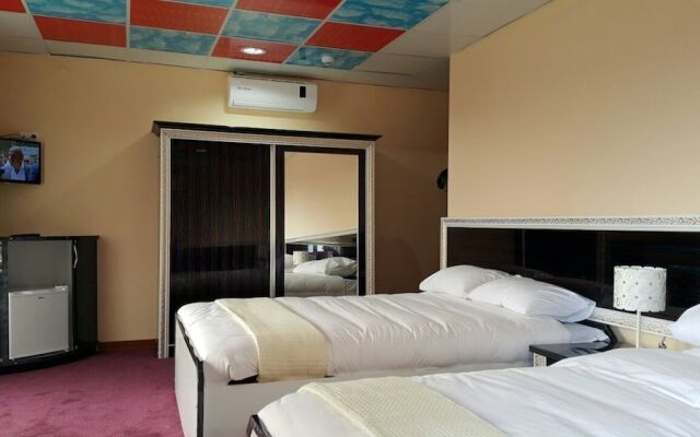 Konerkon Otel Plaza