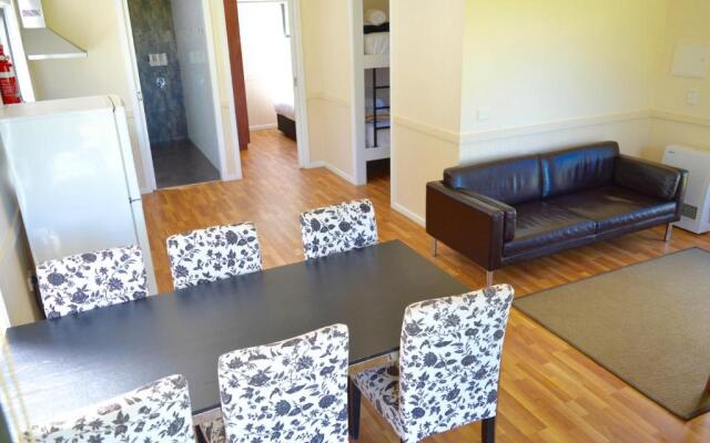 Bimbi Park - Camping Under Koala