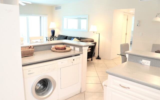 Jamaica Royale T64 - 2 Br Condo