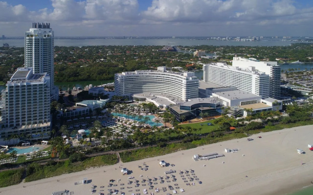 Fontainebleau Miami Beach Private Suites