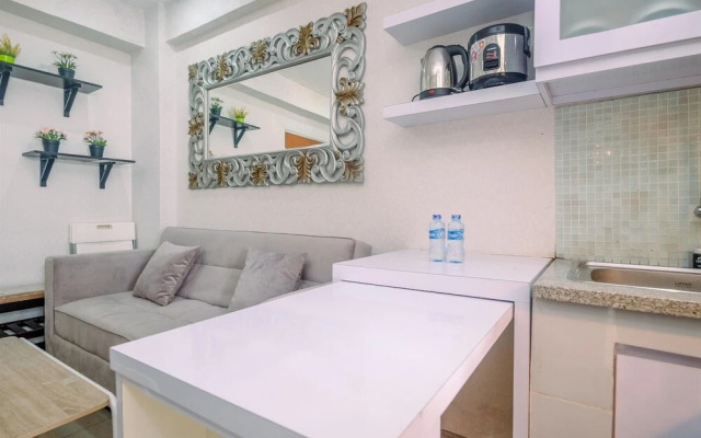 Simple And Cozy Living 2Br At Cibubur Village Apartment