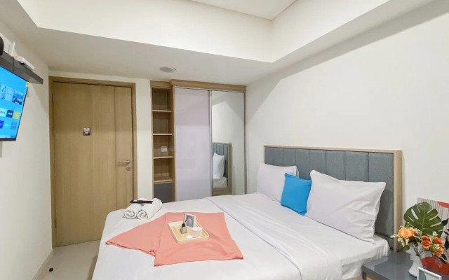 Good Place And Homey Studio Meikarta Apartment