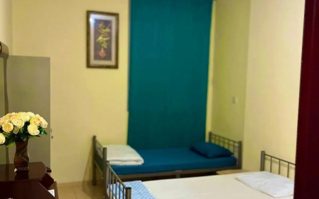 Top House Hostel