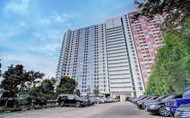 Collection O near Terminal Pulo Gebang
