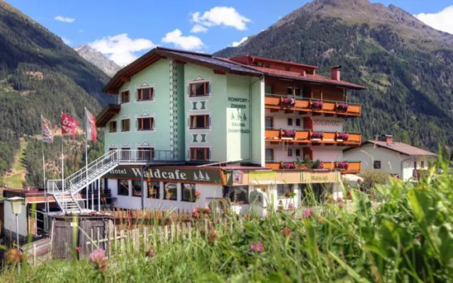 Waldcafe Hotel Restaurant