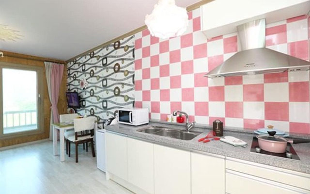 Hongcheon Do Dream Pension (Individual BBQ)