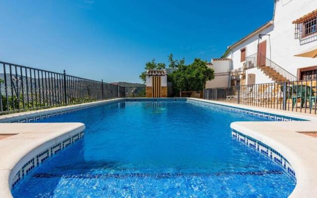 Casa Rufino Iznajar by Ruralidays