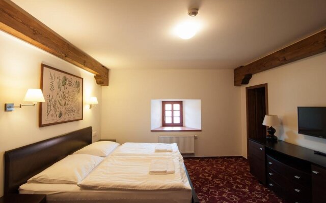 Hotel Zámek Valeč