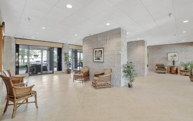 Seaview Condo #61505