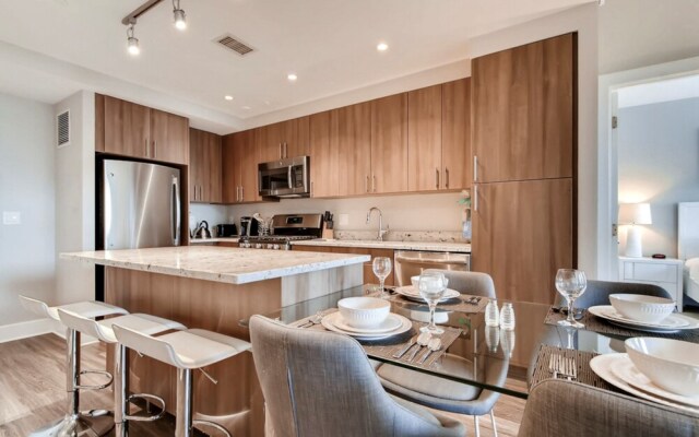 Global Luxury Suites at South Arlington