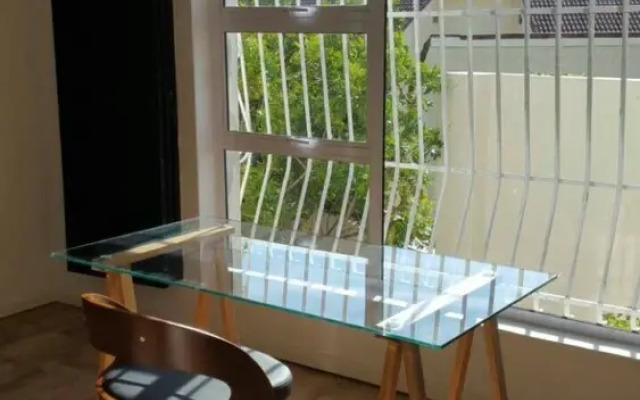 Camps Bay - Independent Studio Flat