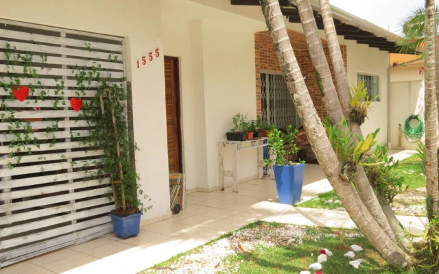 Little Hostel BC