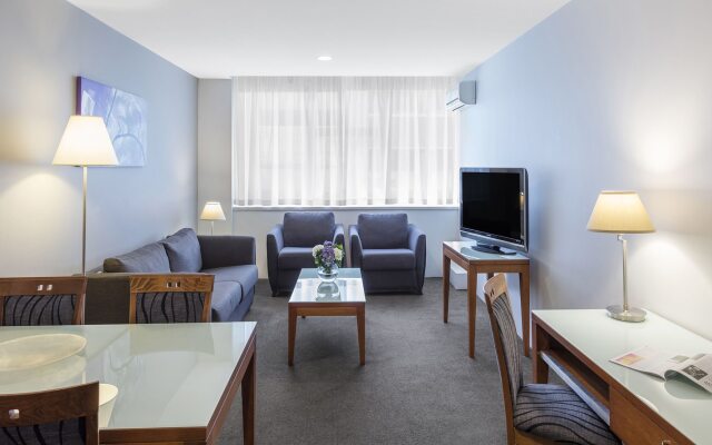 Park Regis Griffin Suites