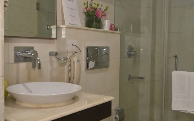 Rockland Hotel Panchsheel Enclave