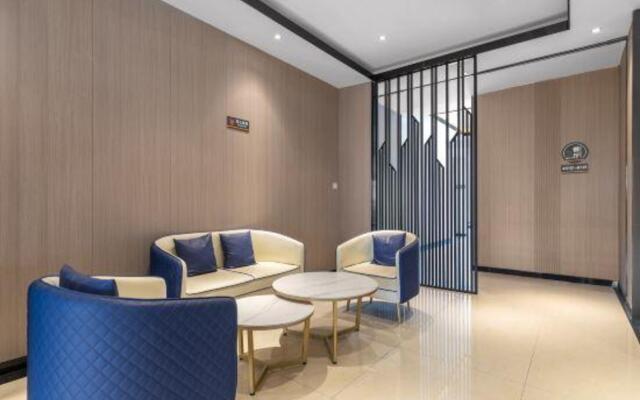 Super 8 Hotel (Shanghai Jinshan City Beach)
