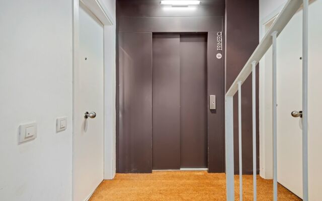 Modern and Chic Apartments in Gracia