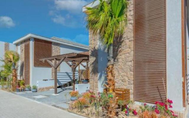 Lovely 1BR with Private Heated pool at El-Gouna