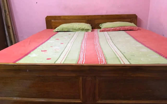 Goroomgo Nature Resort Agra