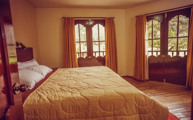 Yucay Plaza Inn