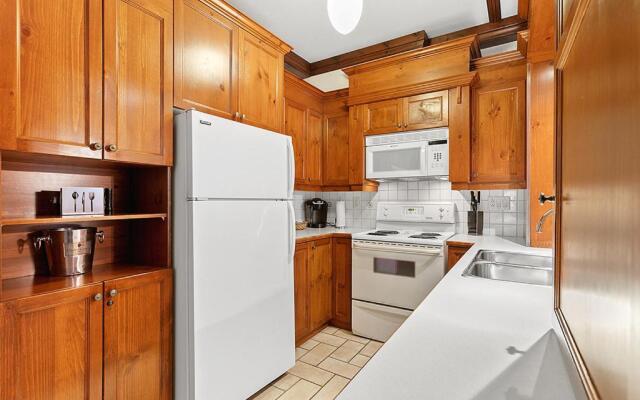 Le Manoir 106-5 by Escapades Tremblant