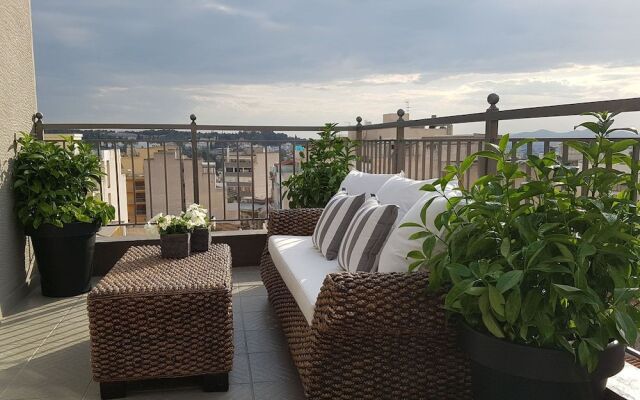 Admetus Psyrri Loft  by K&K
