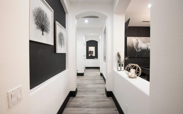 5BR Resort Style Entertainer with Pool, Spa, BBQ