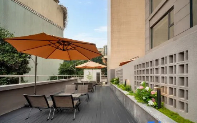 Libai Hotel (Chengdu South Railway Station Yulin Life Plaza) – Outside – Chengdu