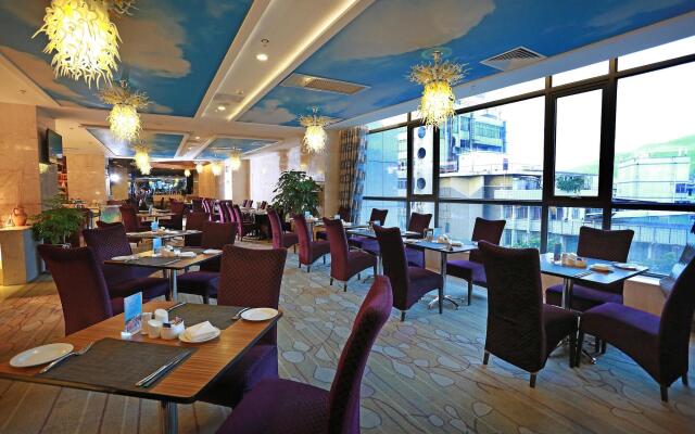 Ramada Longyan