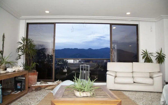 Large Apartment Poblado By Nomad Guru