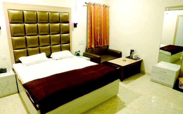 Hotel Prayag