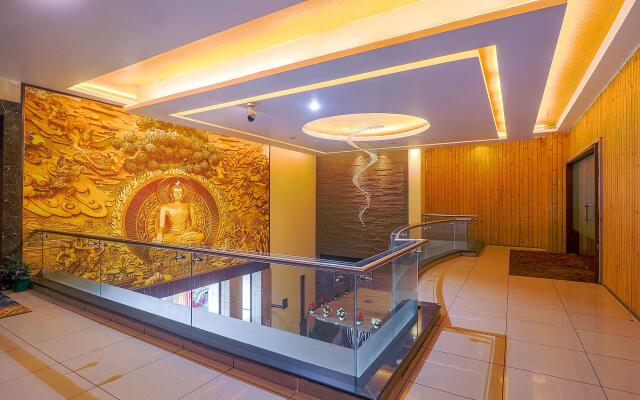 Fabhotel Prime Z Grand